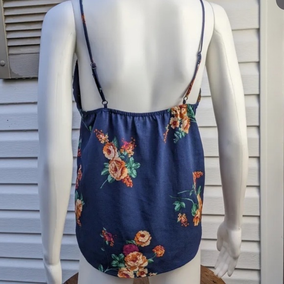 MONTEAU blue floral cami top - Picture 4 of 4